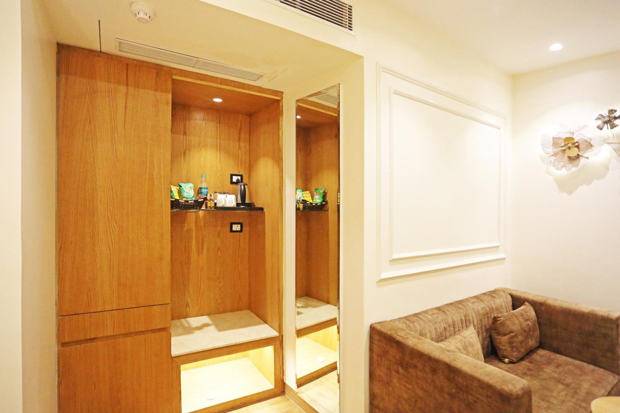 Jrd Luxury-Business Hotel Nova Deli Exterior foto