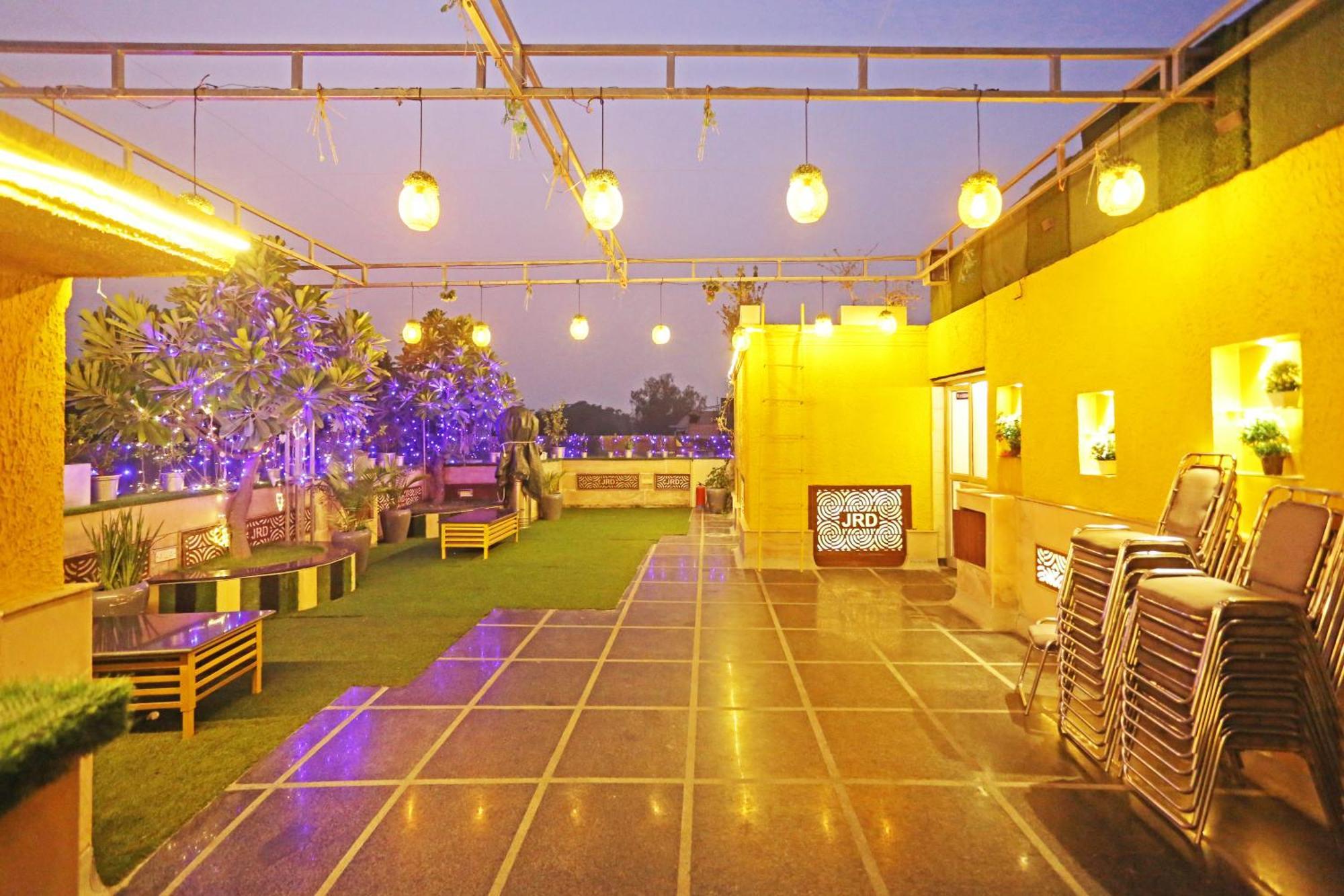 Jrd Luxury-Business Hotel Nova Deli Exterior foto