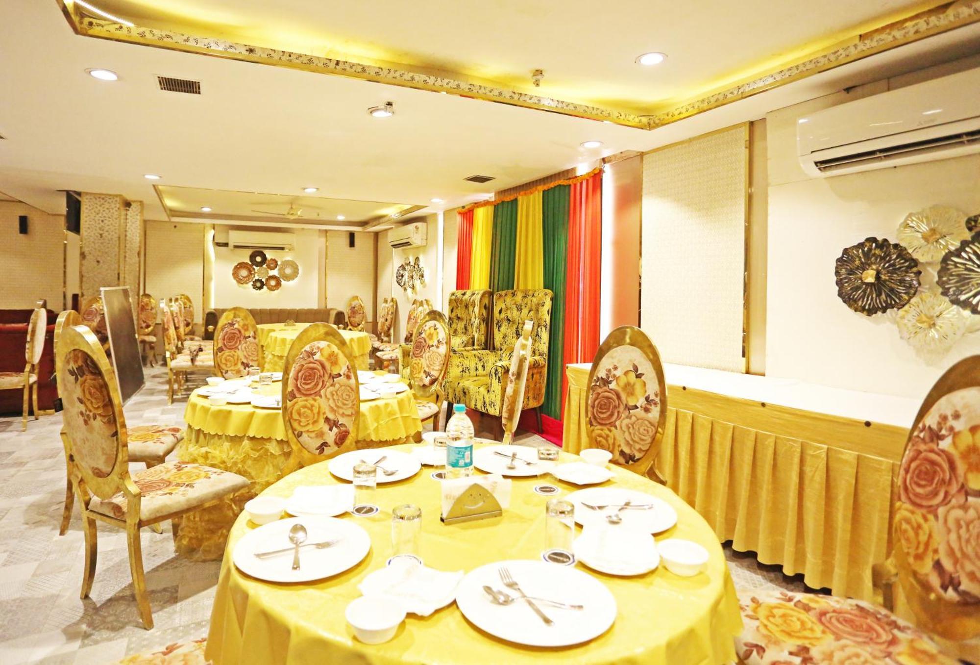 Jrd Luxury-Business Hotel Nova Deli Exterior foto