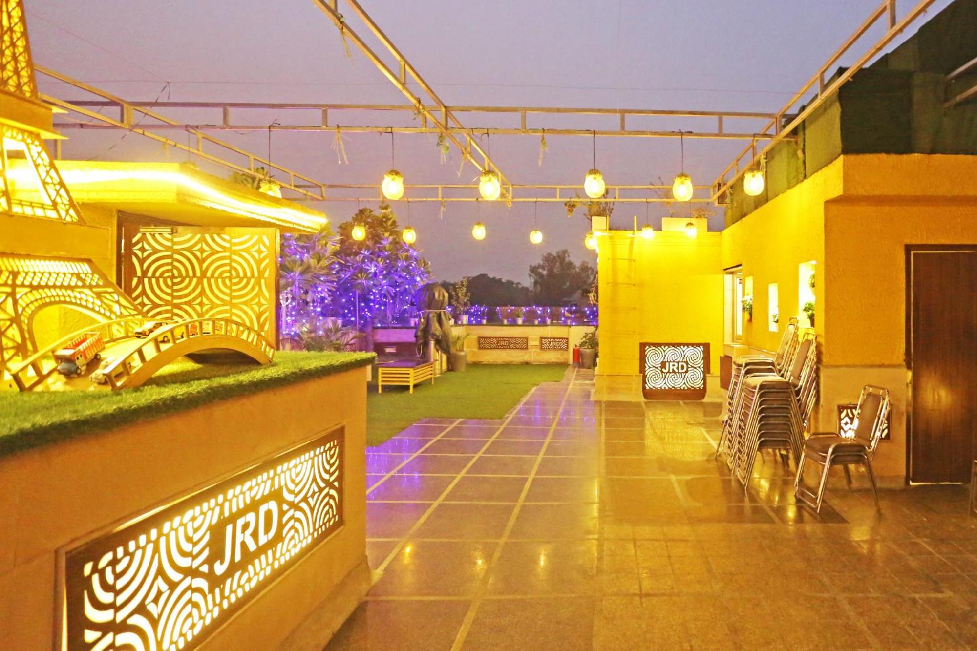 Jrd Luxury-Business Hotel Nova Deli Exterior foto